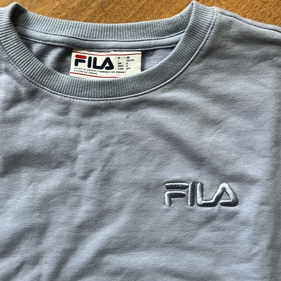 NWOT Perrywinkle blue FILA crew neck sweatshirt size small. 🪻🩵 HAS POCKETS!😍 - Picture 2 of 5